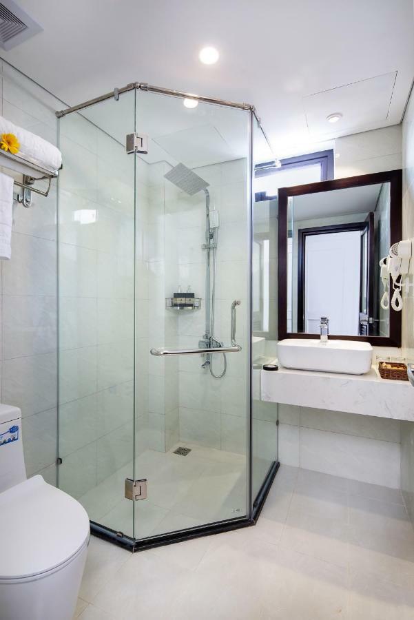 Golden Line Hotel Danang Εξωτερικό φωτογραφία